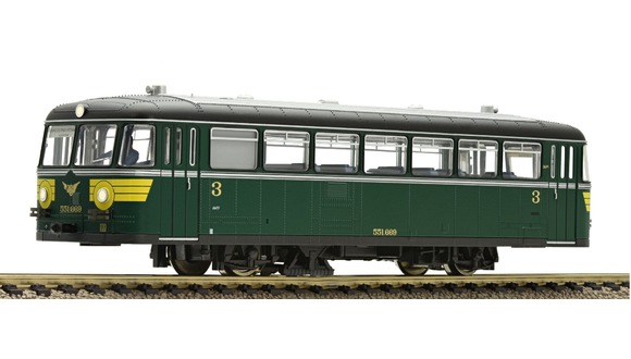 Railbus BR 551 of  AMFT<br /><a href='images/pictures/Roco/230776.jpg' target='_blank'>Full size image</a>
